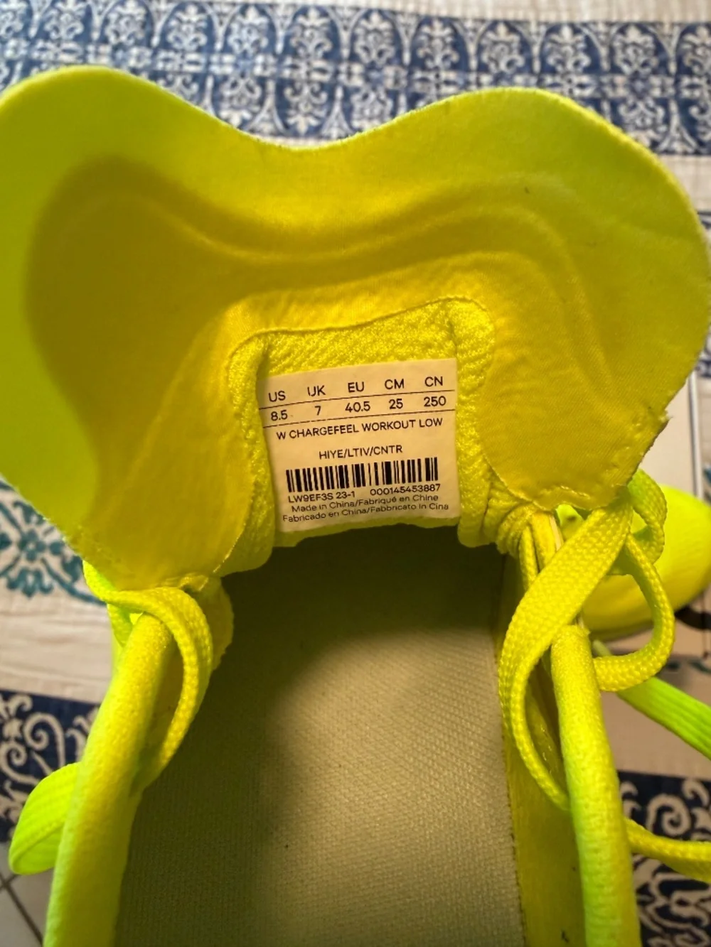lululemon athletica selling this